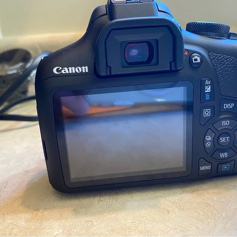 Canon EOS 2000 rebel digital camera